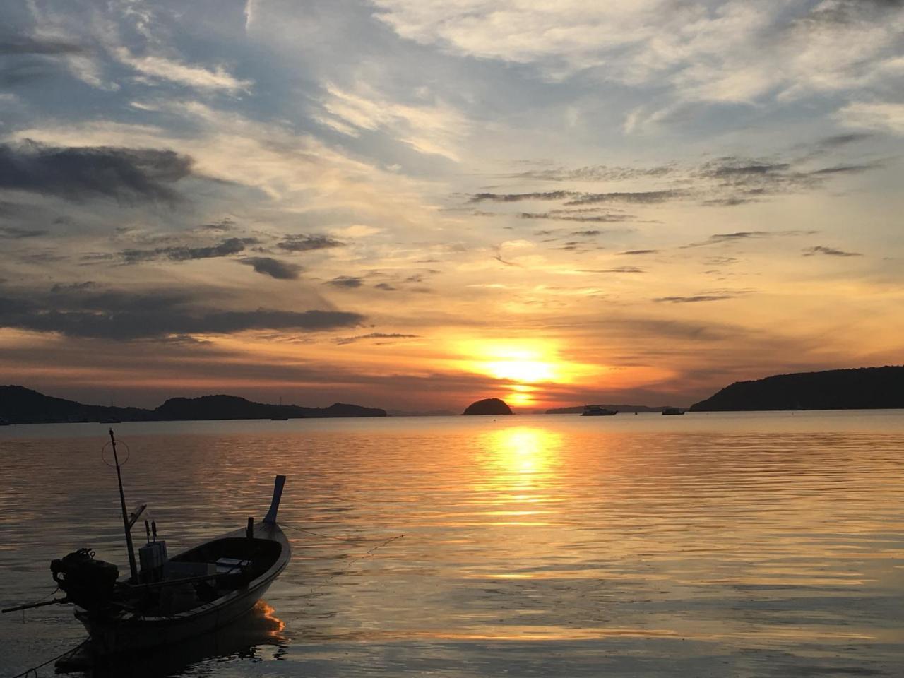 Villa Miracle Rawai Luaran gambar